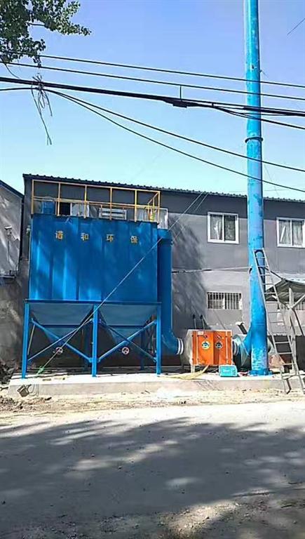 噴塑車間除塵、光氧安裝現(xiàn)場